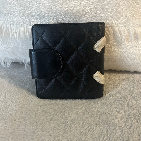 Sold - Picture 3 of 11